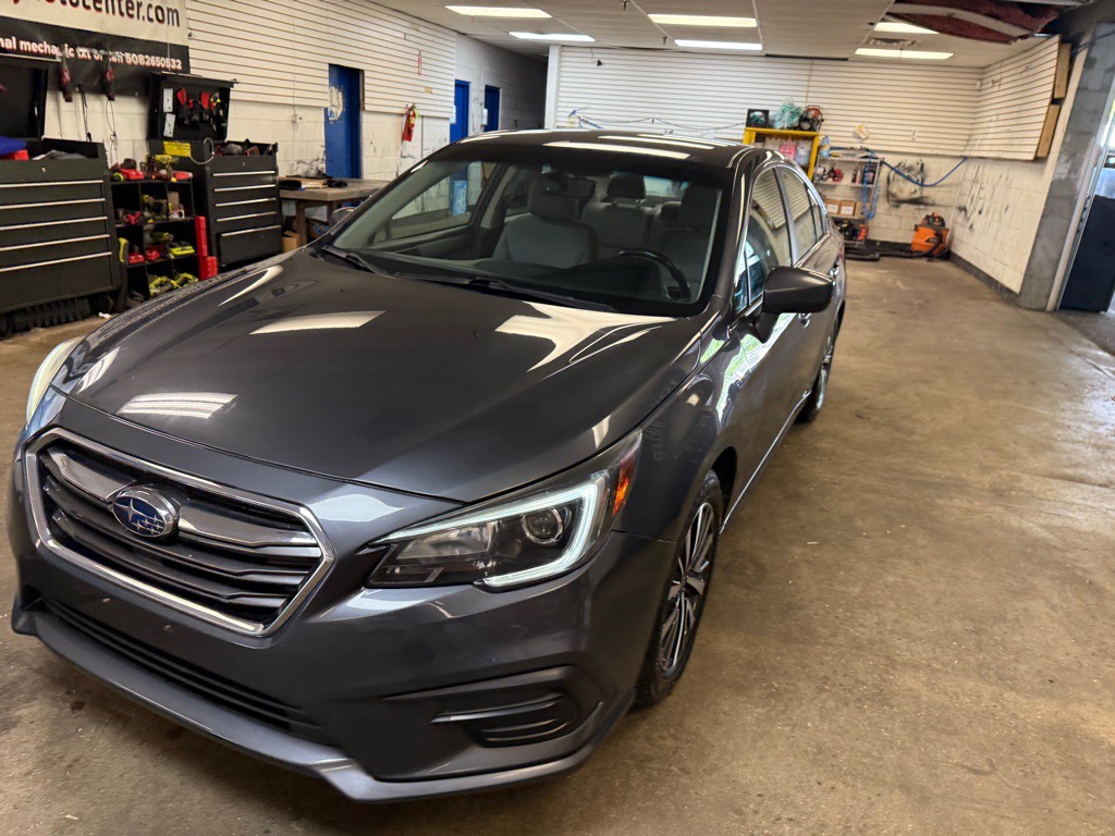 2018 Subaru Legacy Image 23