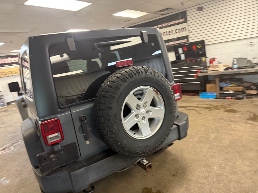 2015 Jeep Wrangler Unlimited Image 9
