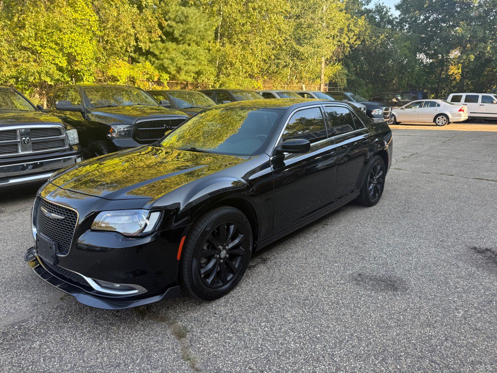 2015 Chrysler 300 Image 51