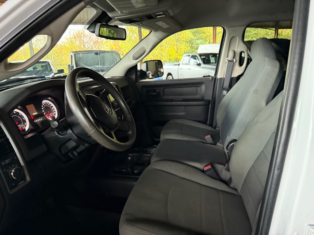 2015 RAM 2500 Image 17