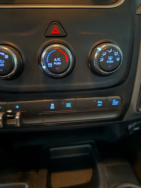 2015 RAM 2500 Image 19