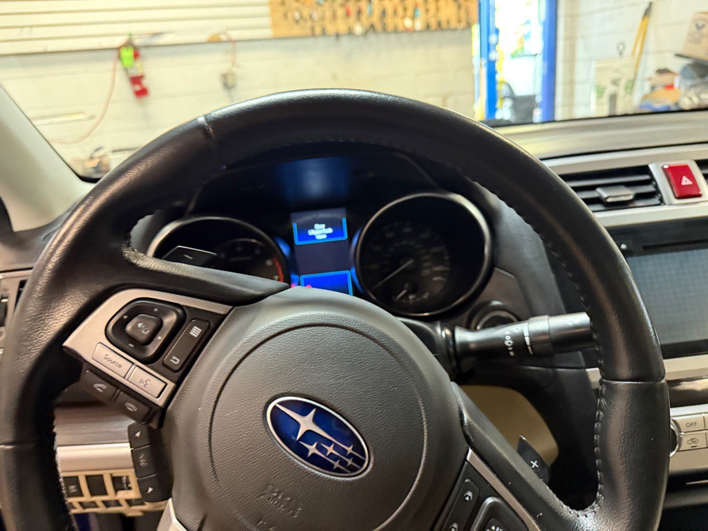 2015 Subaru Legacy Image 15