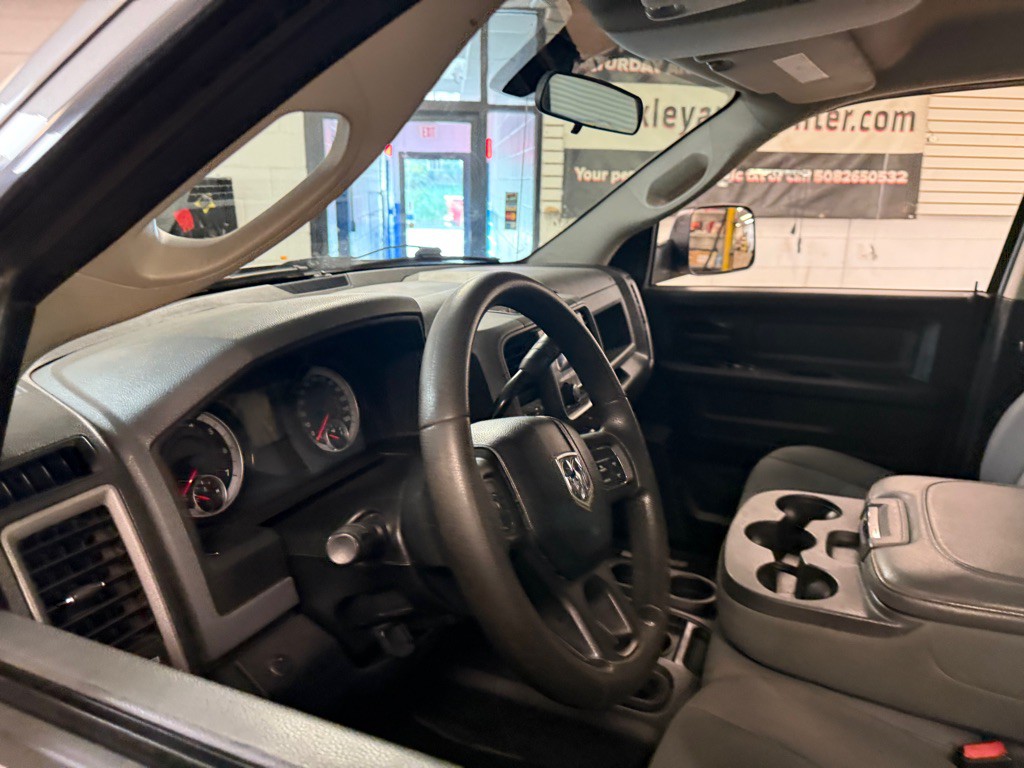 2014 RAM 2500 Image 10