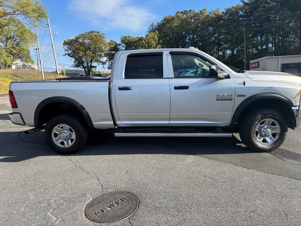 2014 RAM 2500 Image 37