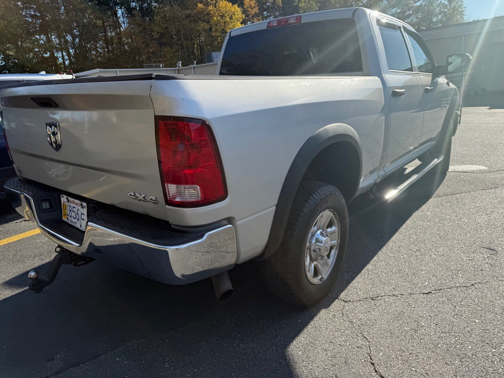 2014 RAM 2500 Image 44