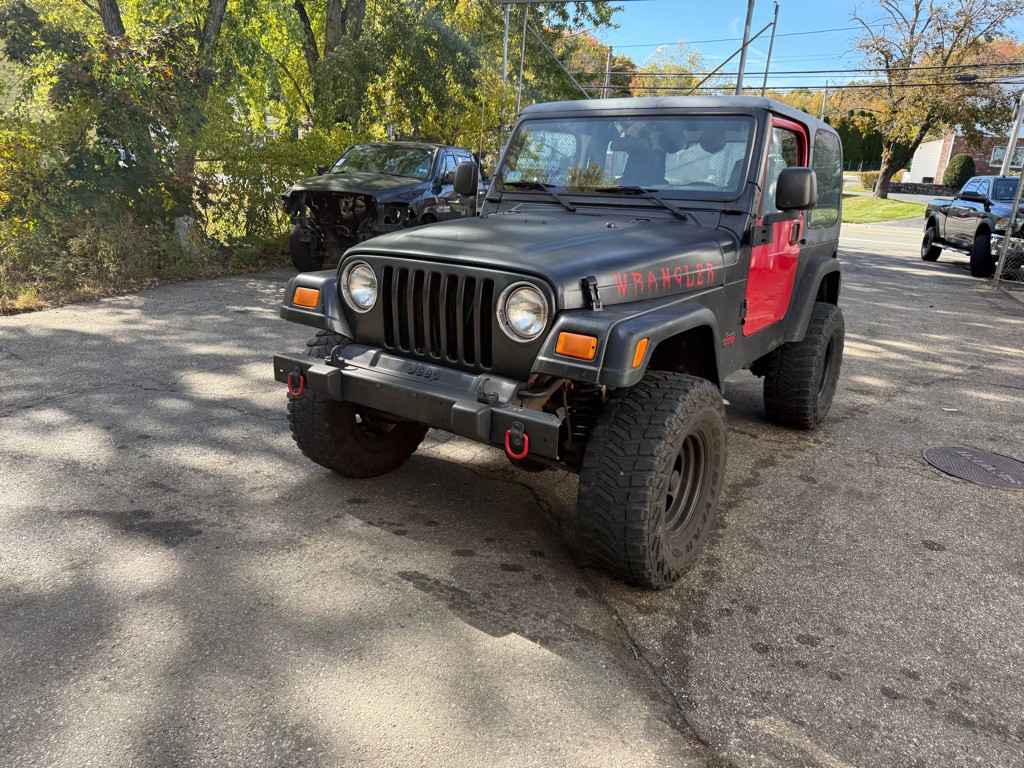 2003 Jeep Wrangler Image 2
