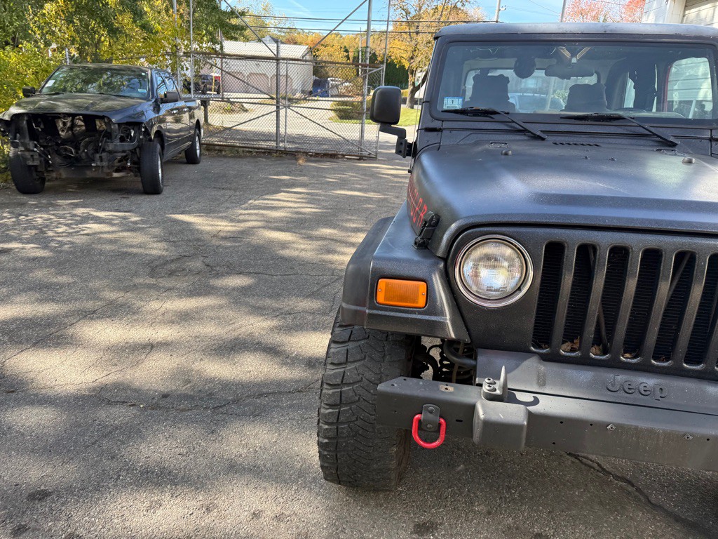 2003 Jeep Wrangler Image 4