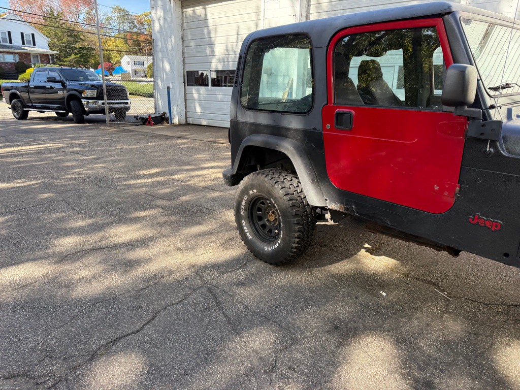 2003 Jeep Wrangler Image 7