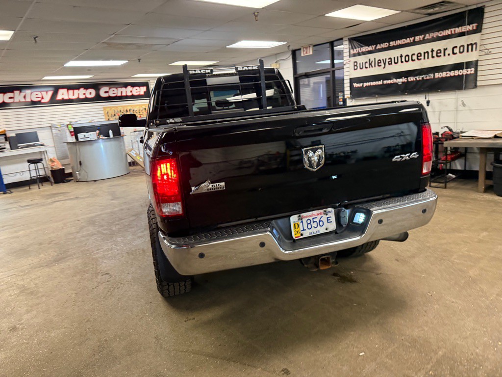 2014 RAM 2500 Image 9