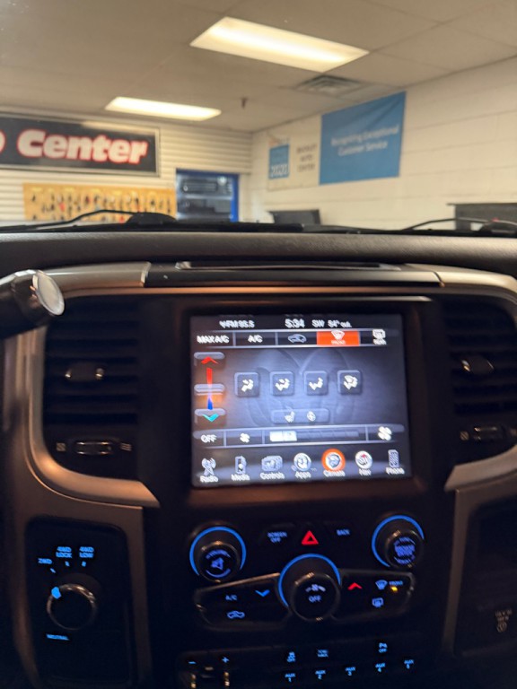 2014 RAM 2500 Image 20