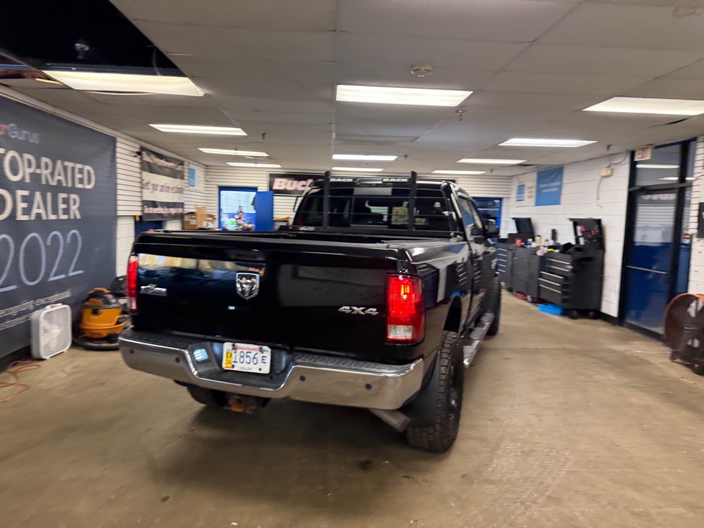 2014 RAM 2500 Image 35
