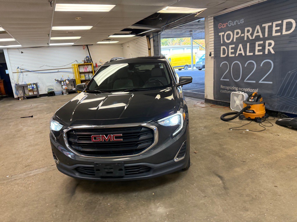 2018 GMC Terrain Image 3