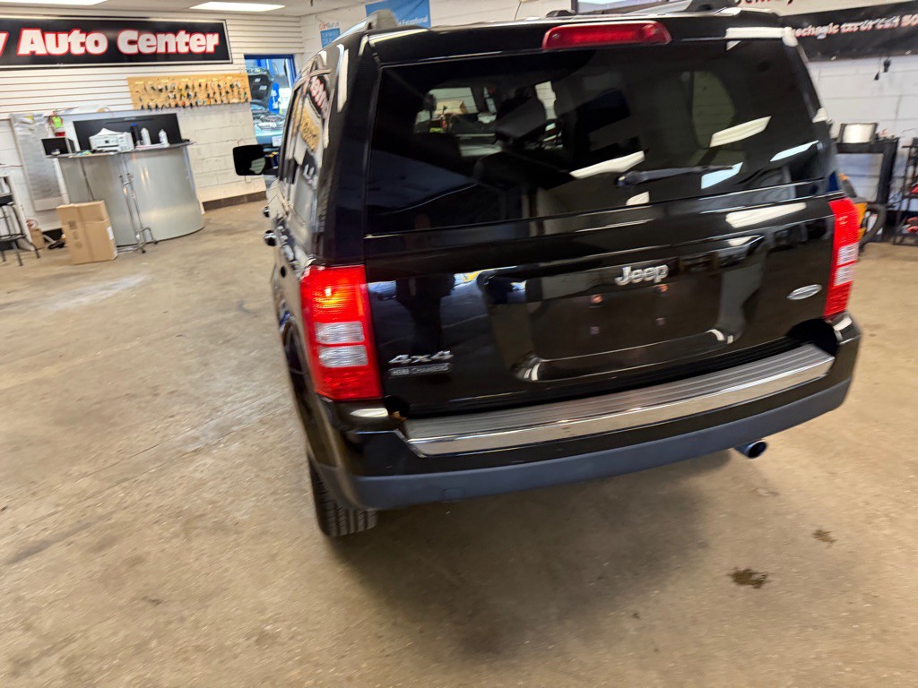 2017 Jeep Patriot Image 16