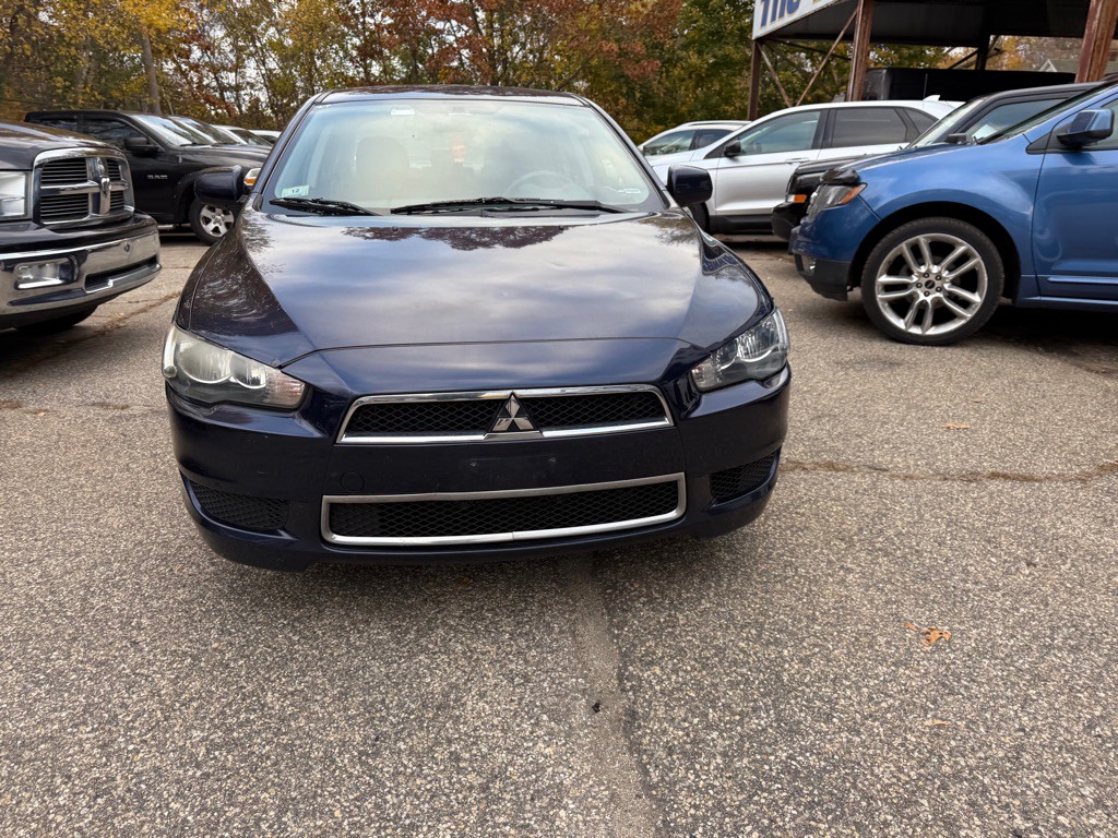 2014 Mitsubishi Lancer Image 2