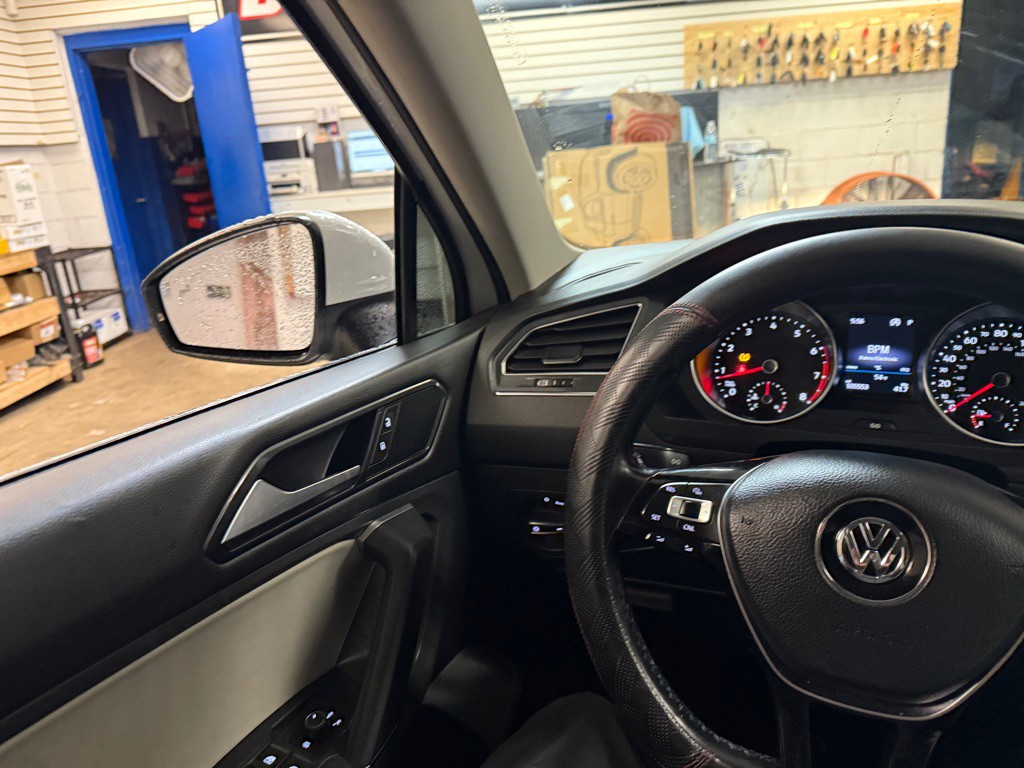 2018 Volkswagen Tiguan Image 16