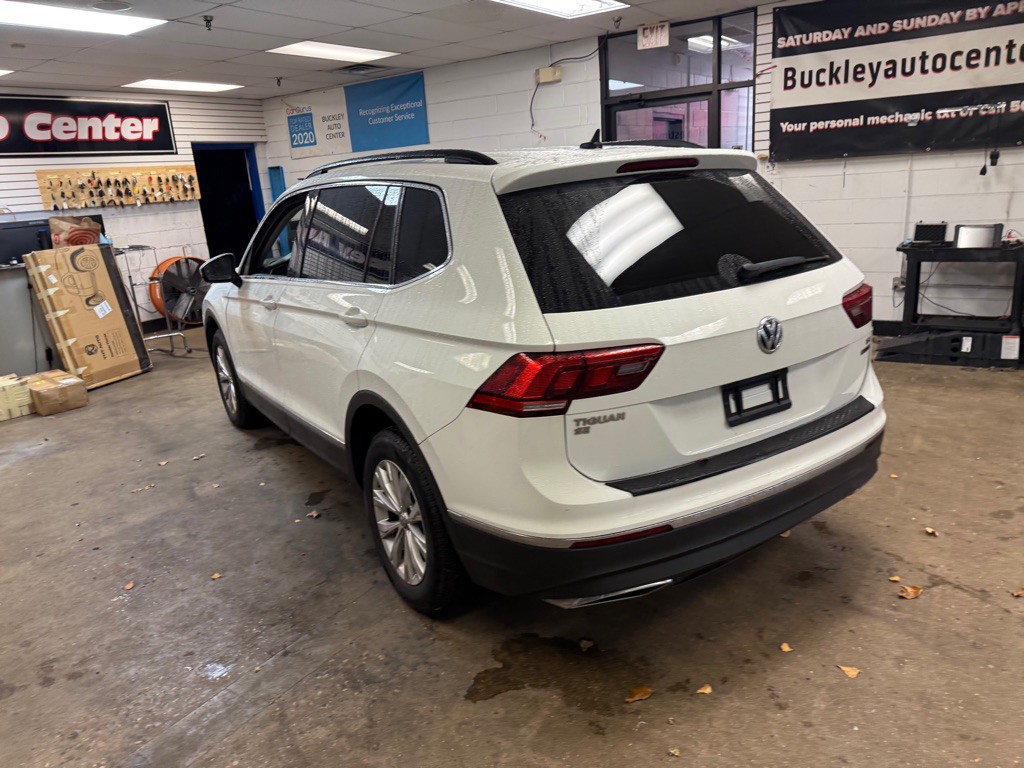 2018 Volkswagen Tiguan Image 18
