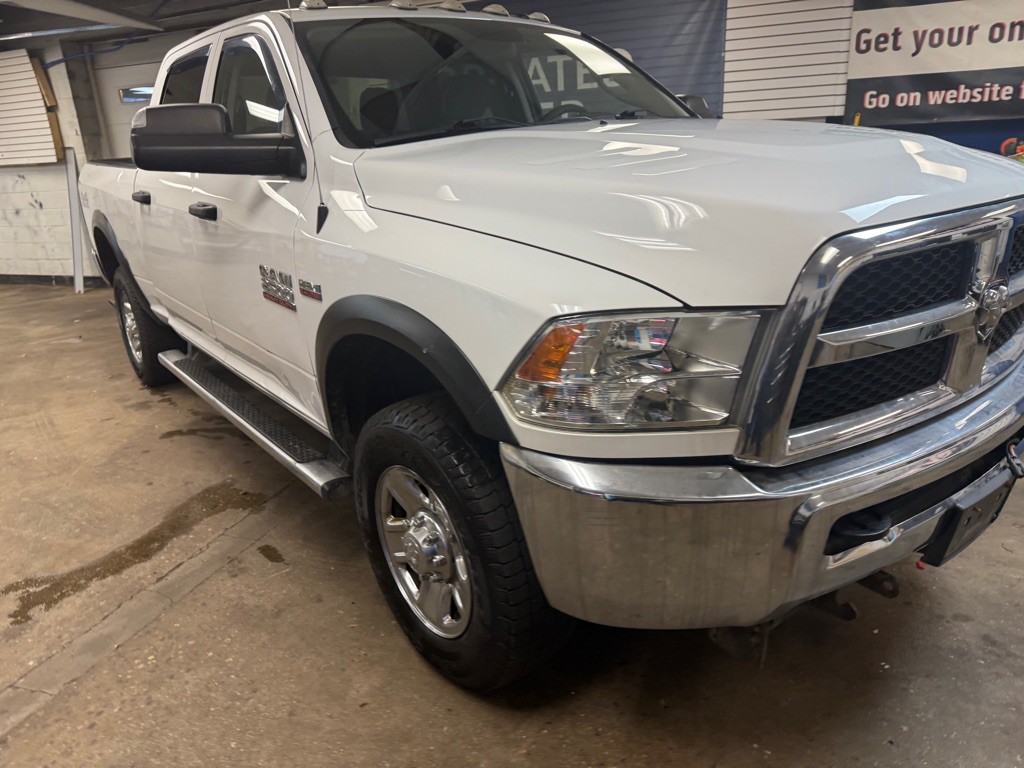 2018 RAM 2500 Image 2
