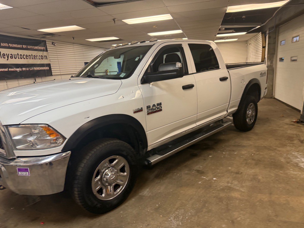 2018 RAM 2500 Image 9