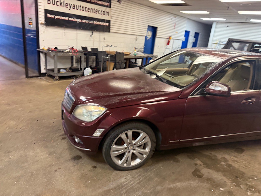 2008 Mercedes-Benz C-Class Image 4