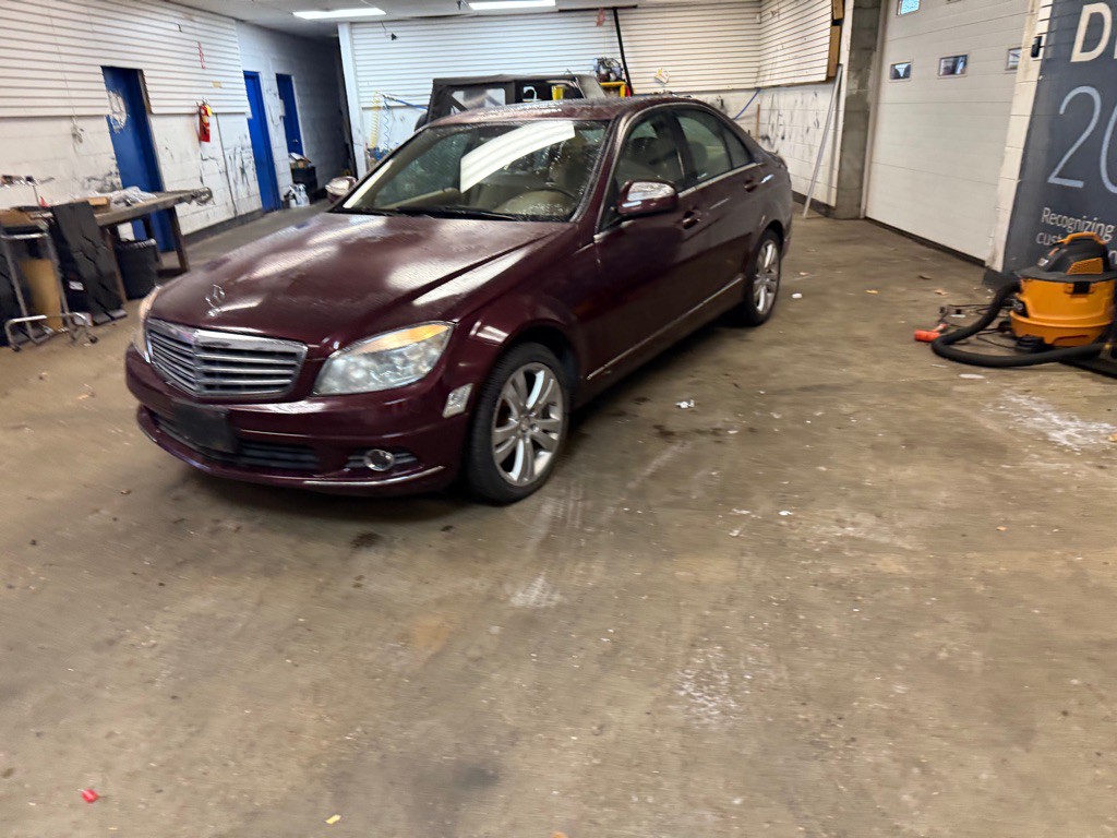 2008 Mercedes-Benz C-Class Image 28