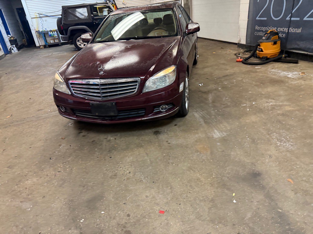2008 Mercedes-Benz C-Class Image 32