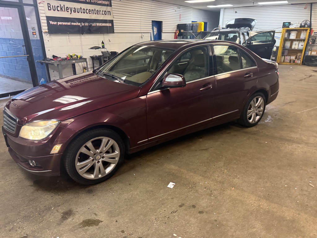 2008 Mercedes-Benz C-Class Image 8