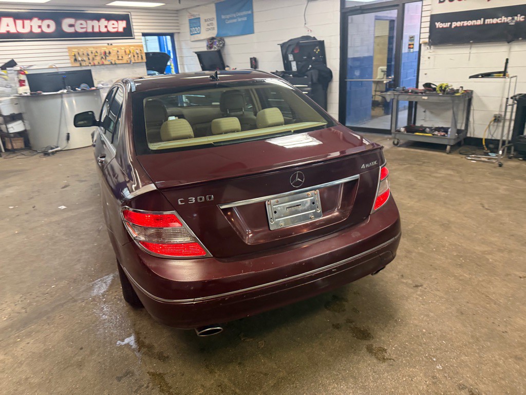 2008 Mercedes-Benz C-Class Image 11