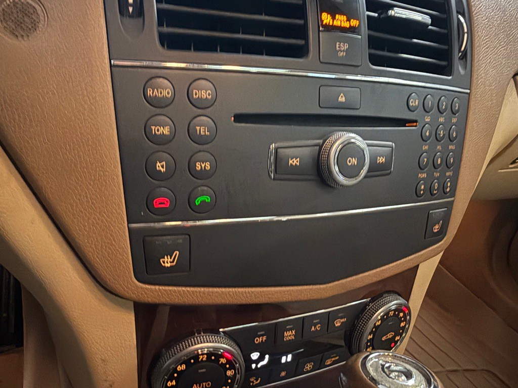 2008 Mercedes-Benz C-Class Image 23