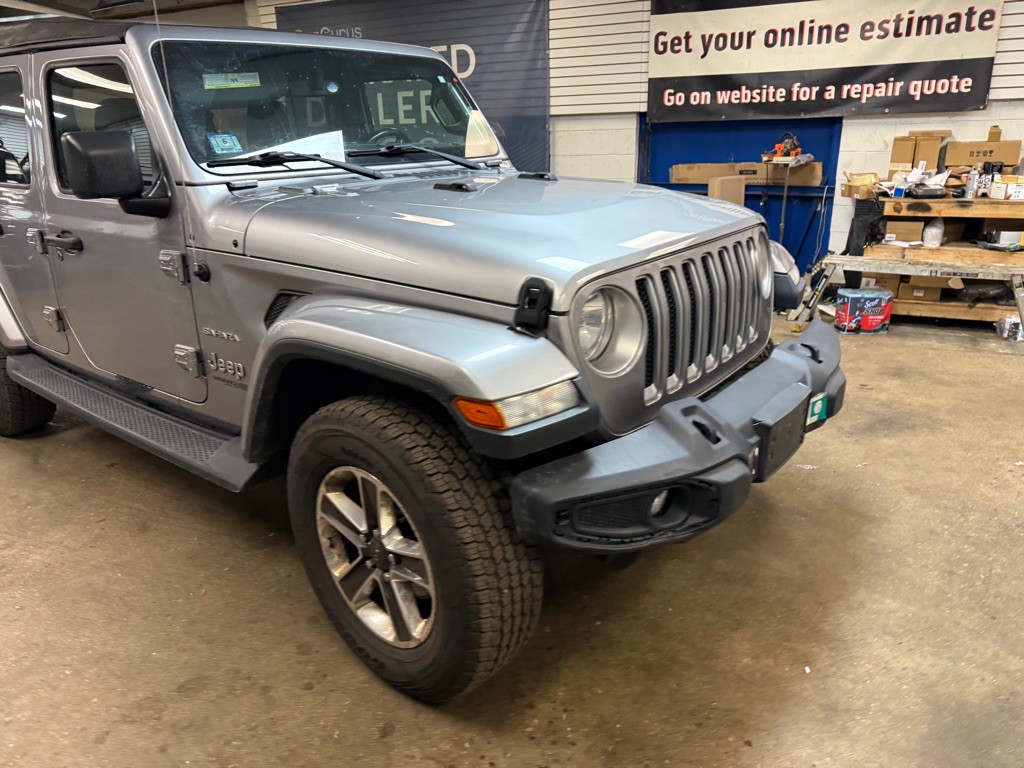2018 Jeep Wrangler Unlimited Image 2