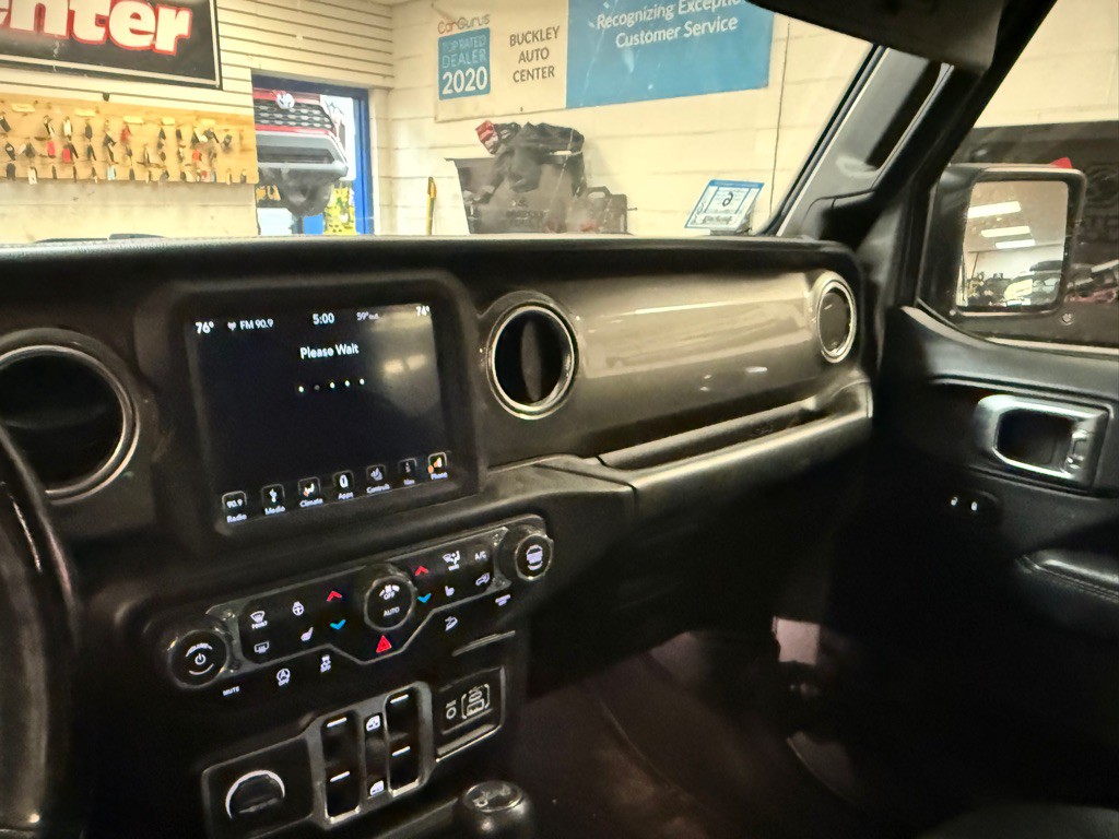 2018 Jeep Wrangler Unlimited Image 16