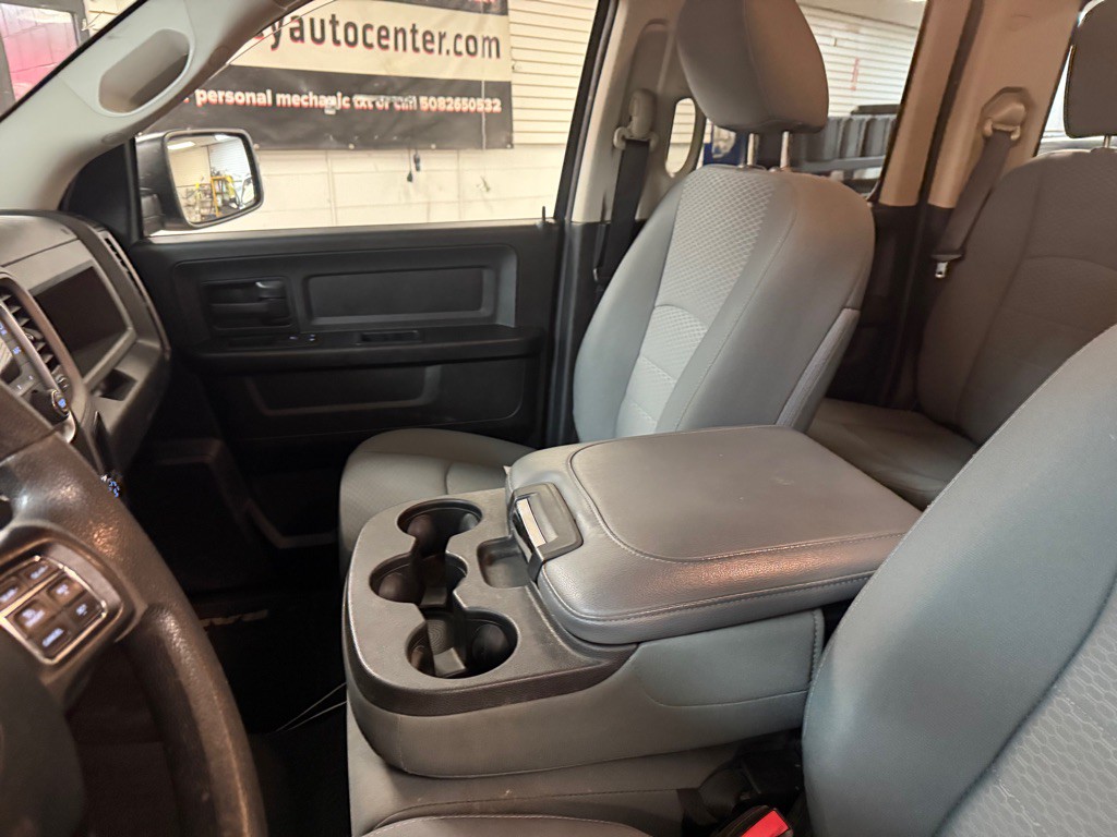 2017 RAM 1500 Image 10