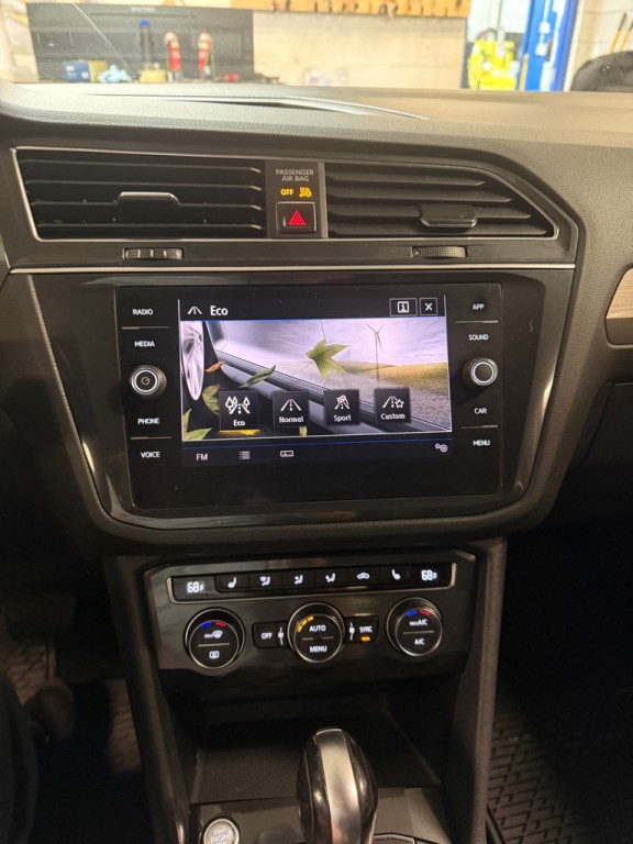 2018 Volkswagen Tiguan Image 16