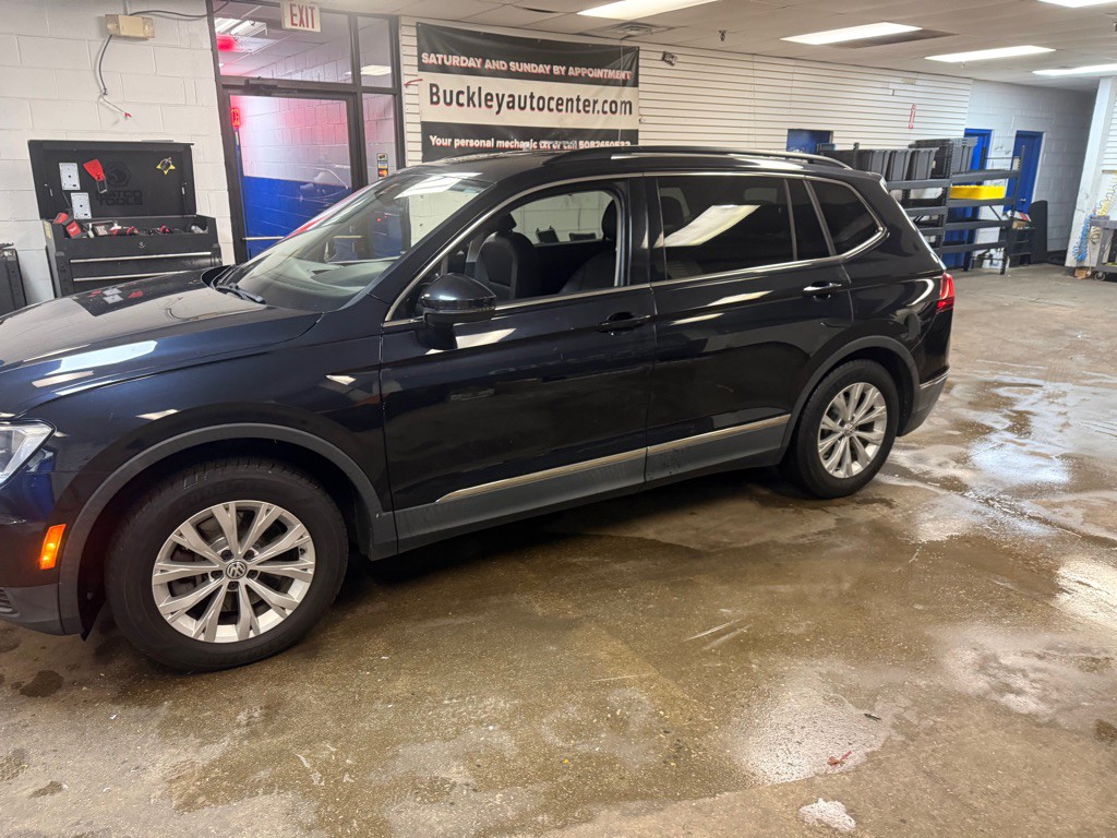 2018 Volkswagen Tiguan Image 40