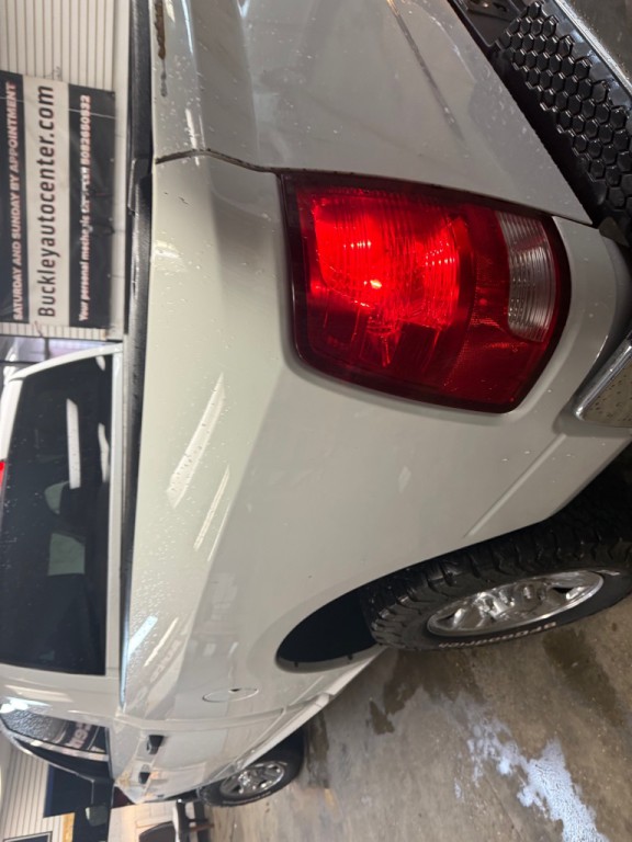 2017 RAM 3500 Image 8