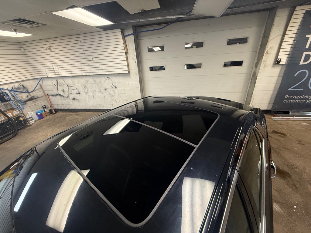 2014 Chrysler 300 Image 20