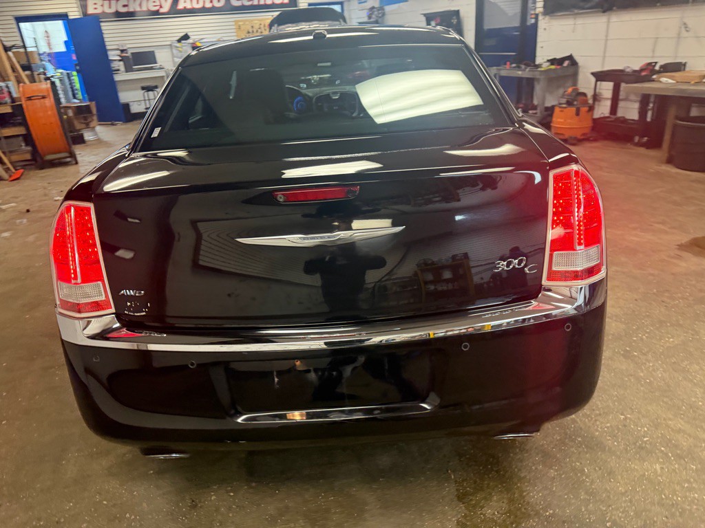 2014 Chrysler 300 Image 58