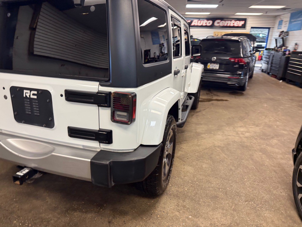 2018 Jeep Wrangler Unlimited Image 8