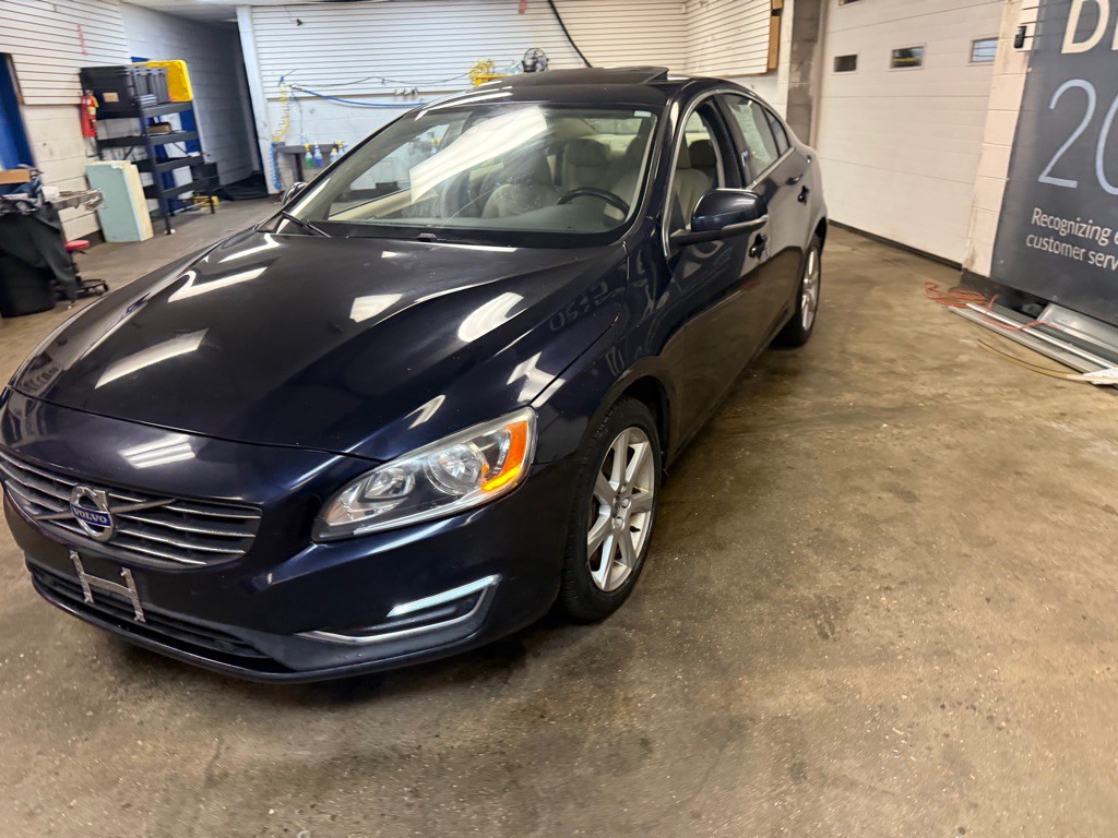 2016 Volvo S60 Image 9