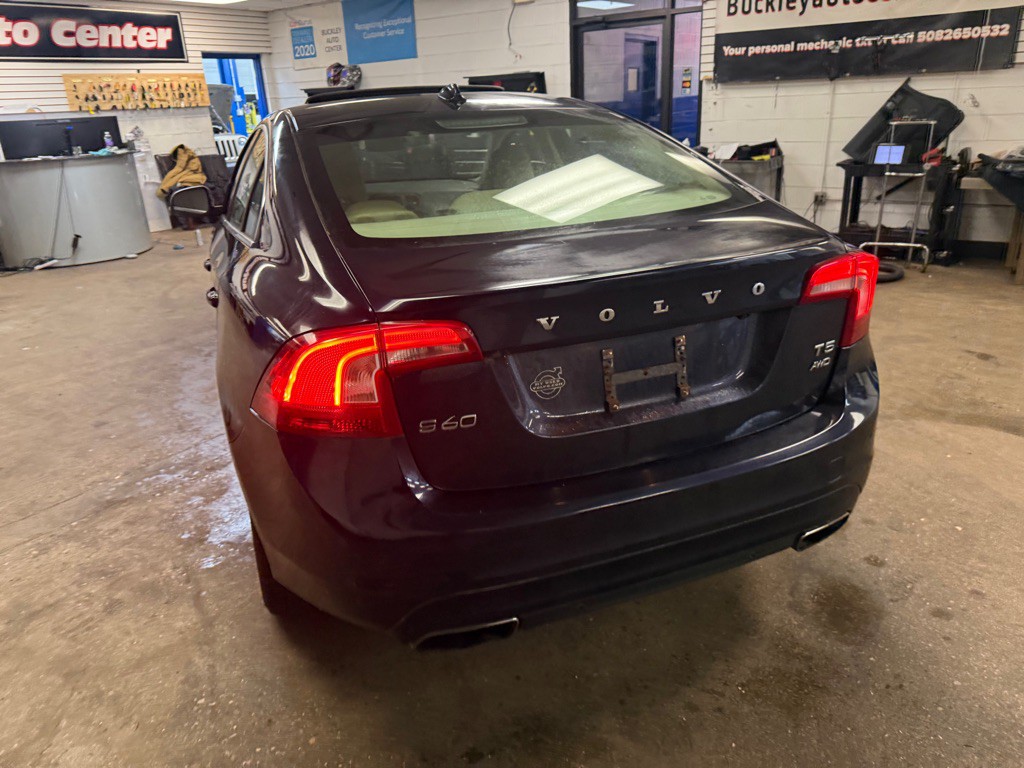 2016 Volvo S60 Image 16
