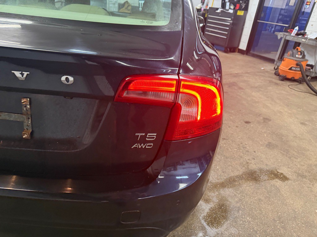 2016 Volvo S60 Image 18