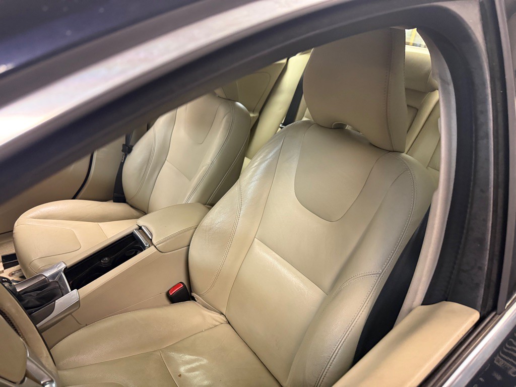 2016 Volvo S60 Image 25