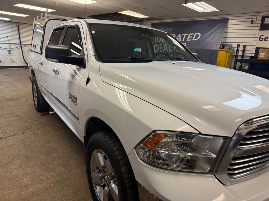 2016 RAM 1500 Image 2
