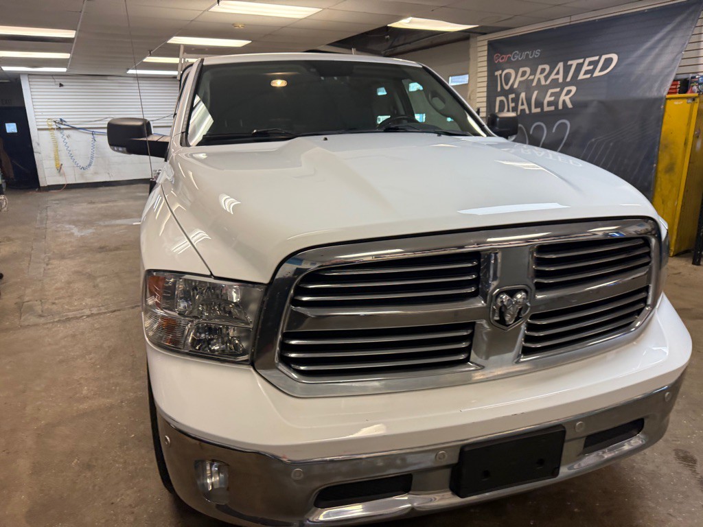 2016 RAM 1500 Image 3