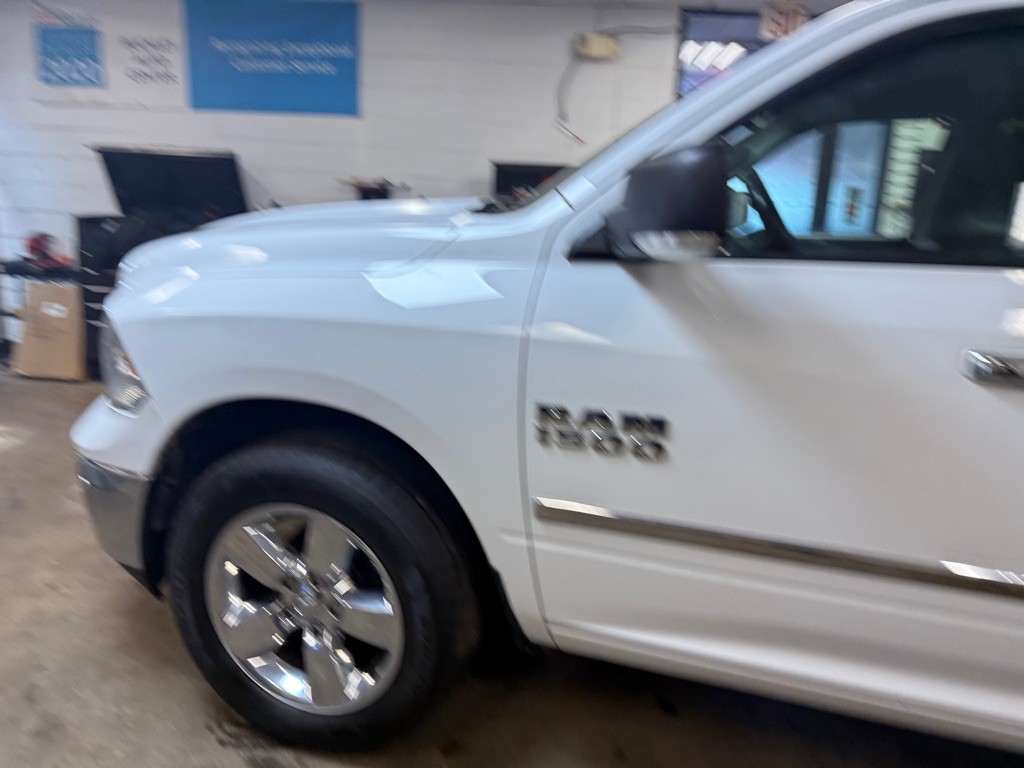 2016 RAM 1500 Image 16