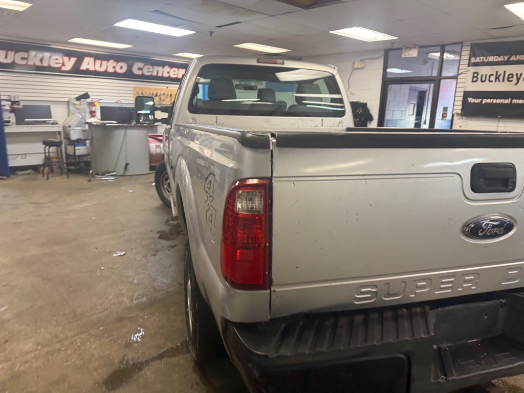 2012 Ford F-350 Image 12
