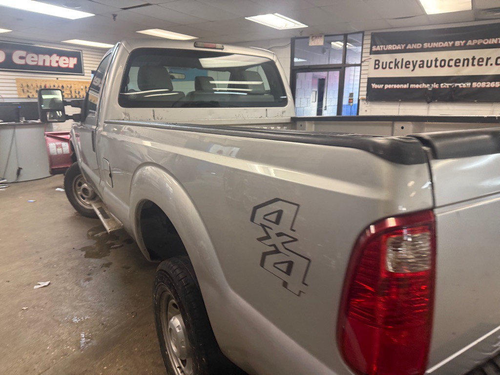 2012 Ford F-350 Image 13