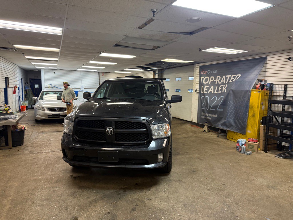 2018 RAM 1500 Image 2