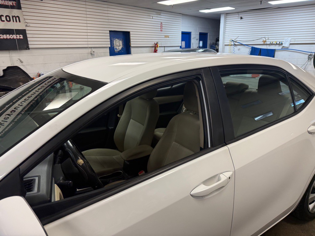 2016 Toyota Corolla Image 22