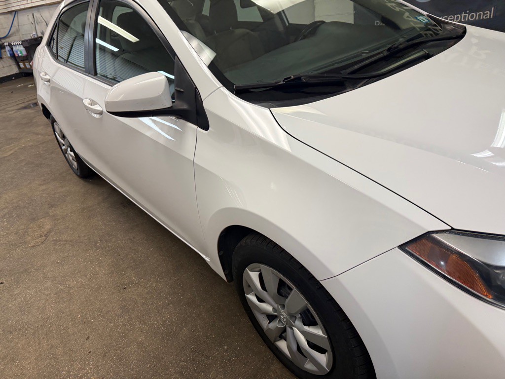 2016 Toyota Corolla Image 25