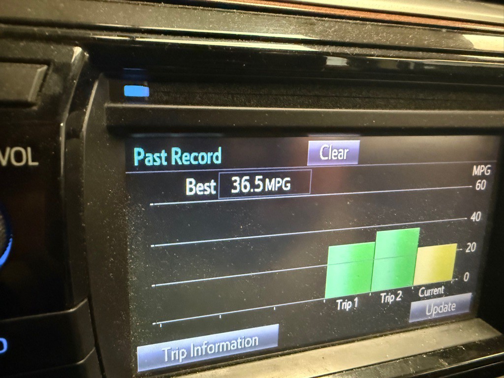 2016 Toyota Corolla Image 40